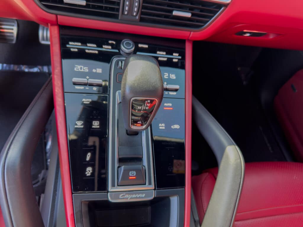 Porsche Cayenne GTS 2021
